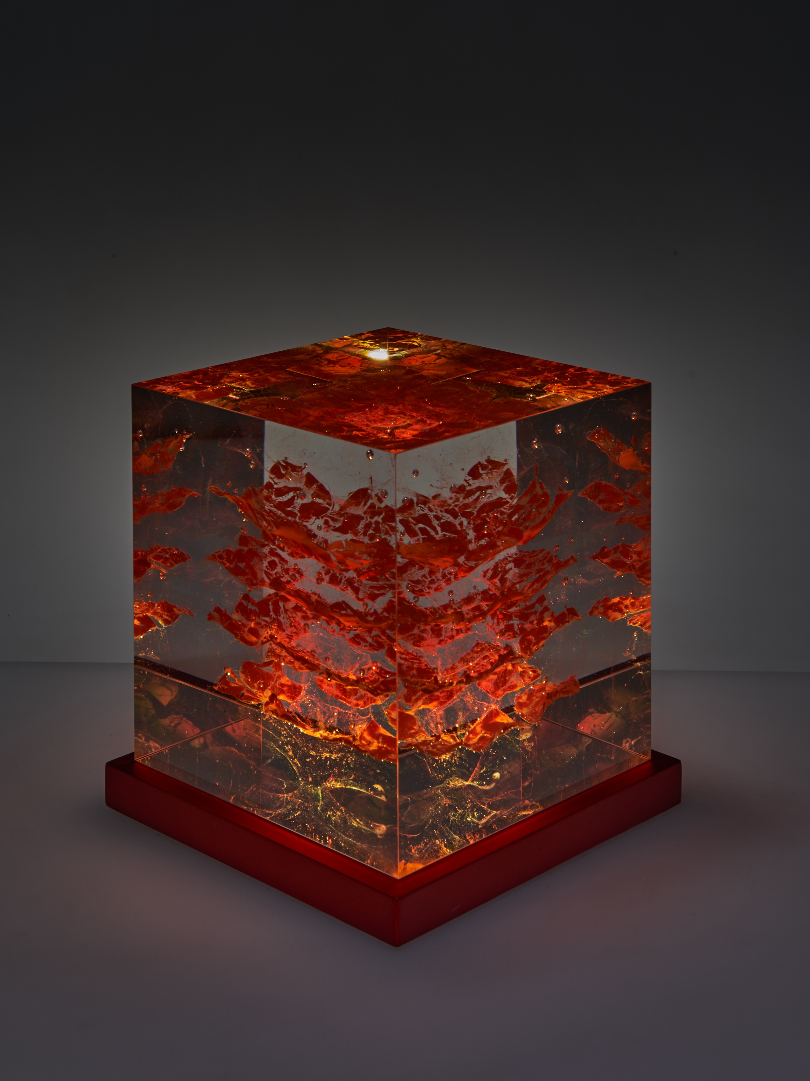1.5Q 33 – kiln-cast optical glass sculpture, Christian Schneider-Moll
